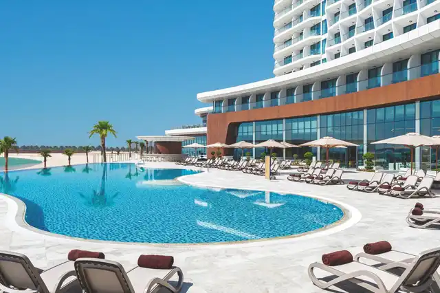 Hampton by Hilton Marjan Island Pool