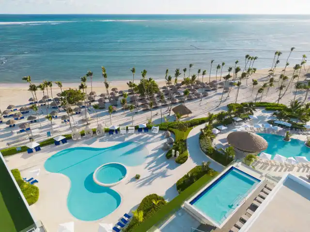 Serenade Punta Cana Beach & Spa Resort Pool