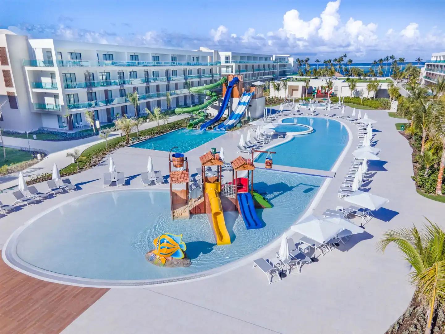 Serenade Punta Cana Beach & Spa Resort Pool