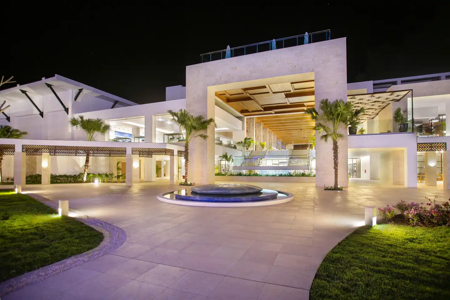 Serenade Punta Cana Beach & Spa Resort Aussenansicht