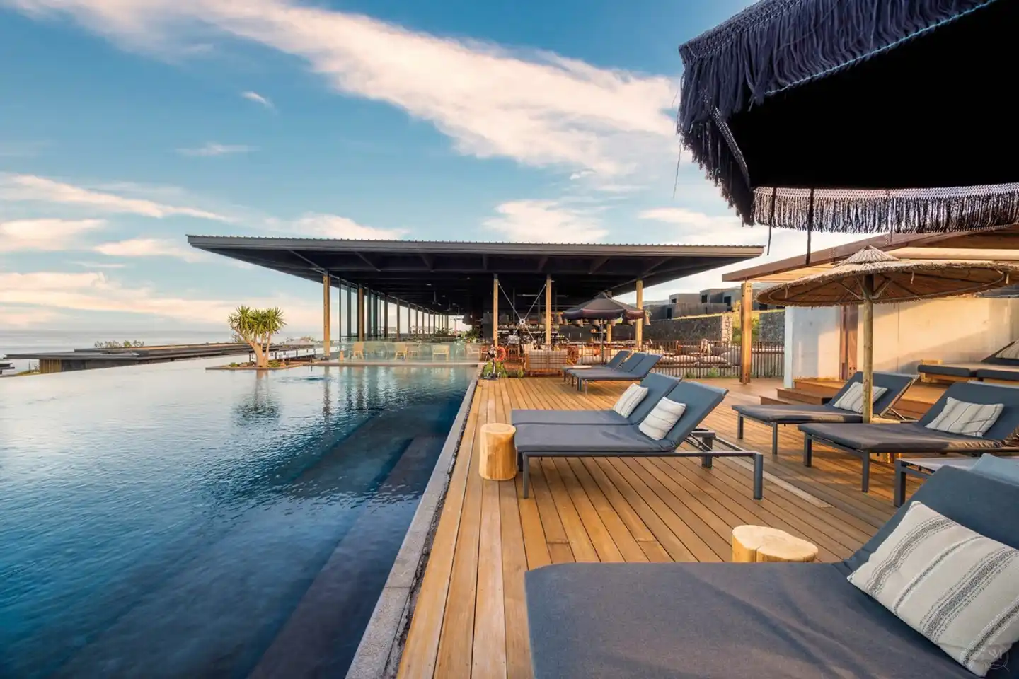 WOOD Hôtel & Spa Pool