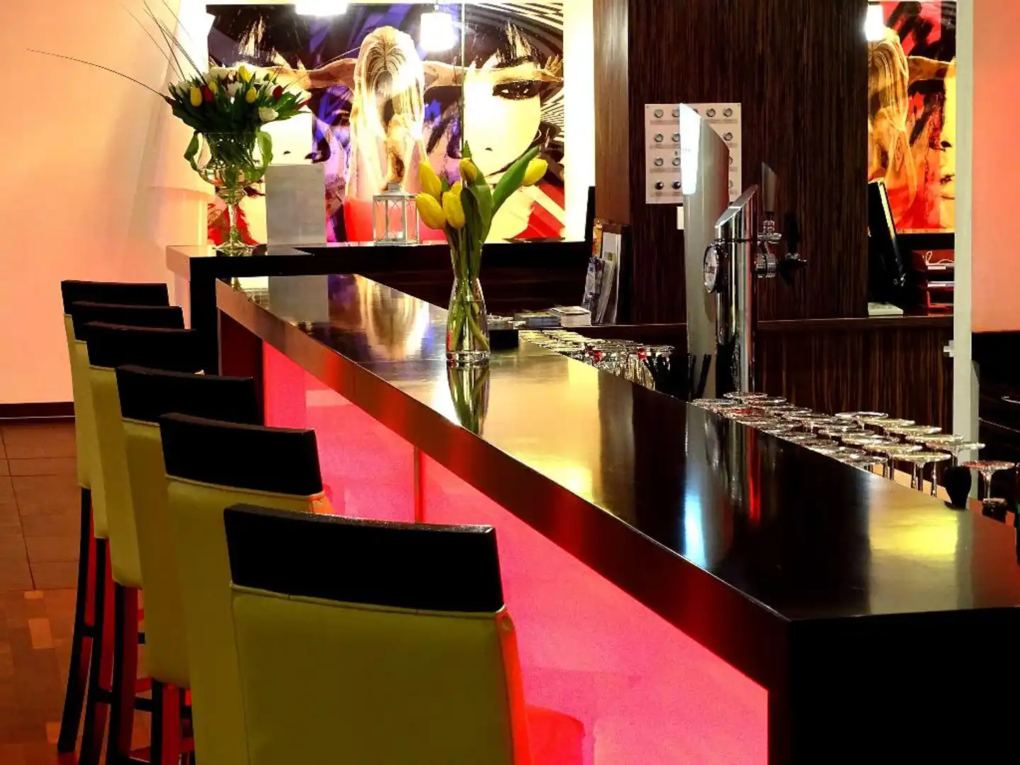 Best Western Plus Amedia Art Salzburg Bar