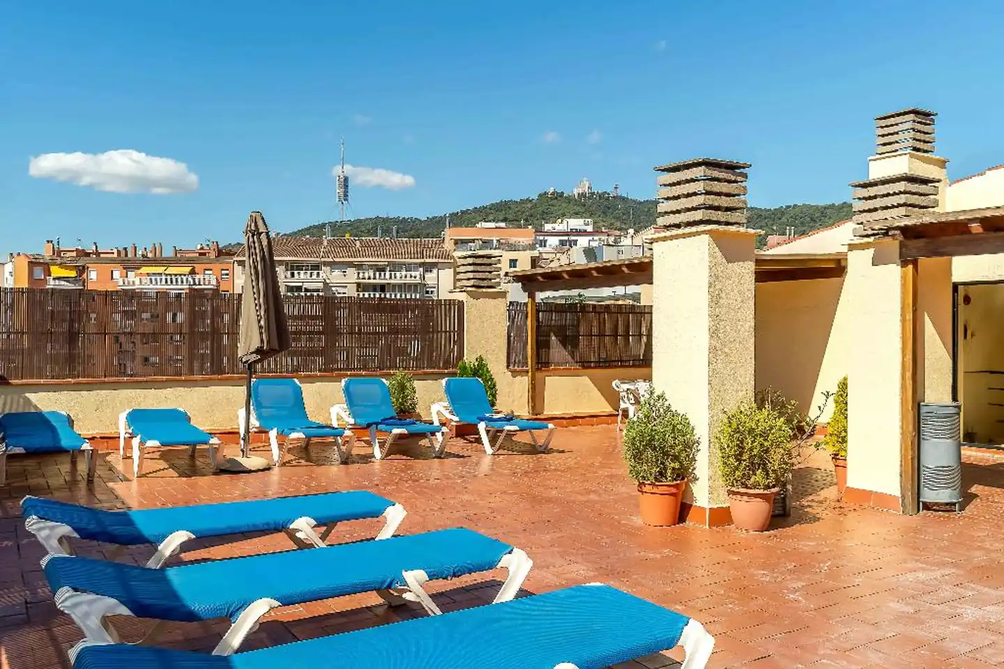 Aparthotel Bertrán Garten