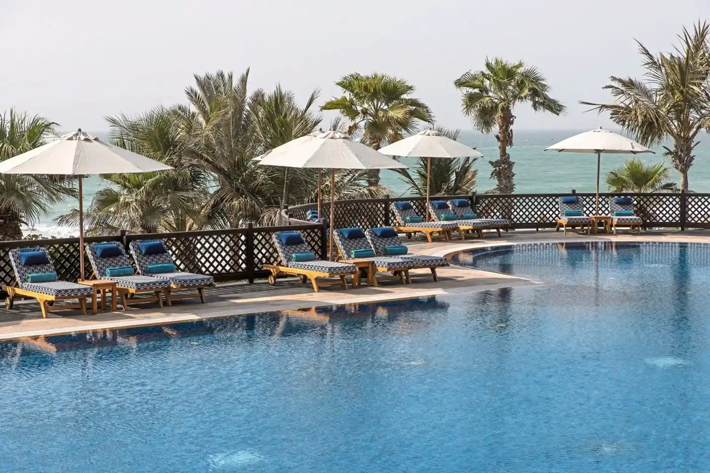 Jumeirah Mina Al Salam Pool