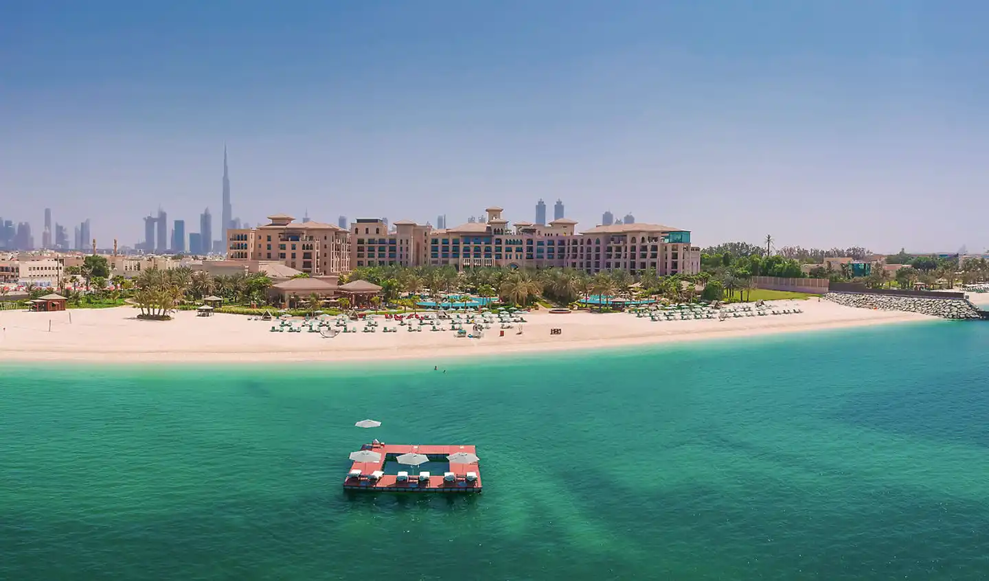 Four Seasons Resort Dubai at Jumeirah Beach Strand