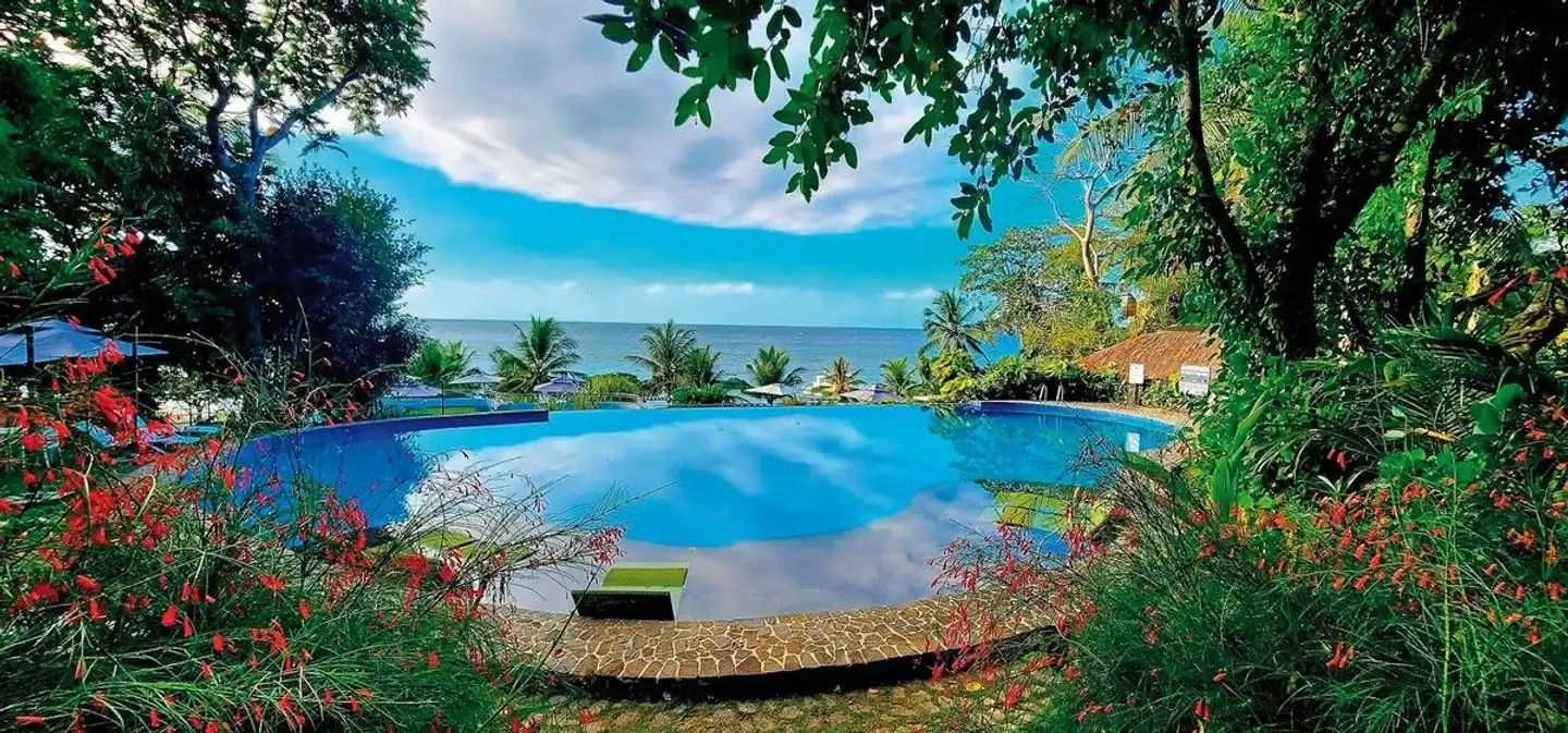 Amun Ini Beach Resort & Spa Pool