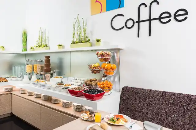 Bo33 Hotel Family & Suites Restaurant