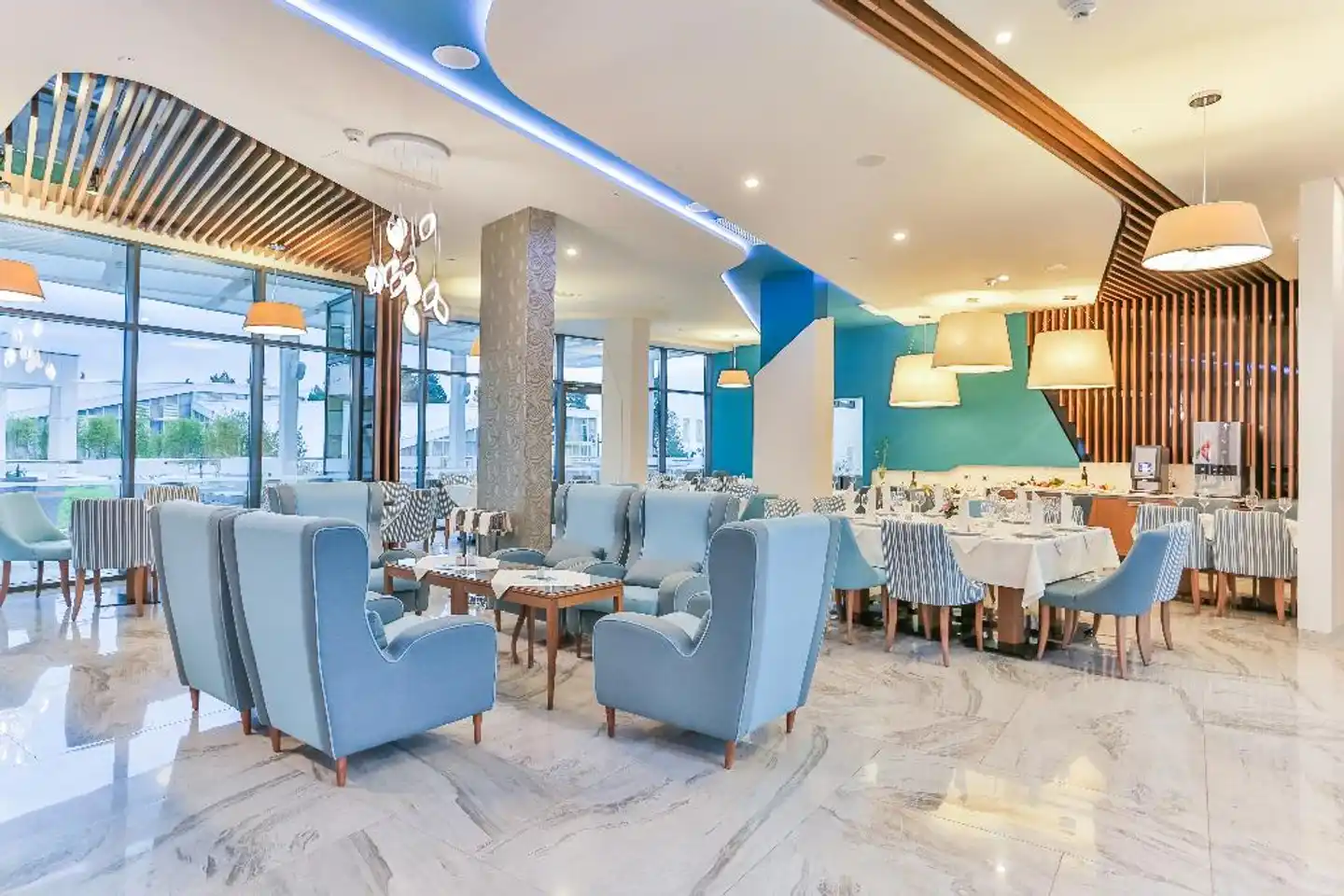 Hotel Bracera Lobby
