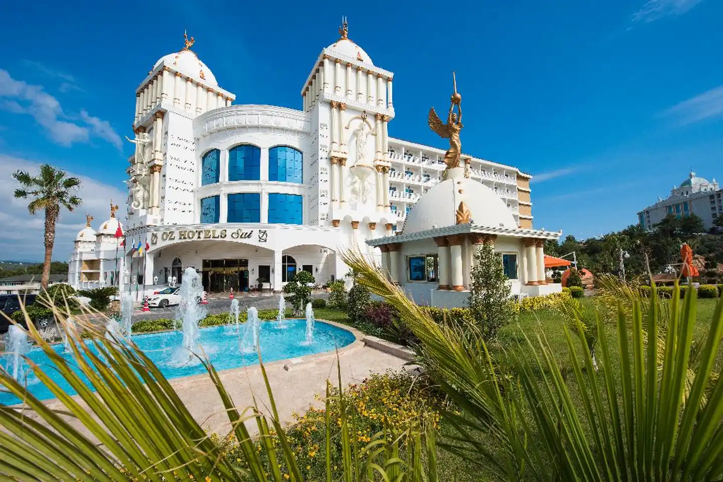 OZ SUI Resort Hotel Aussenansicht