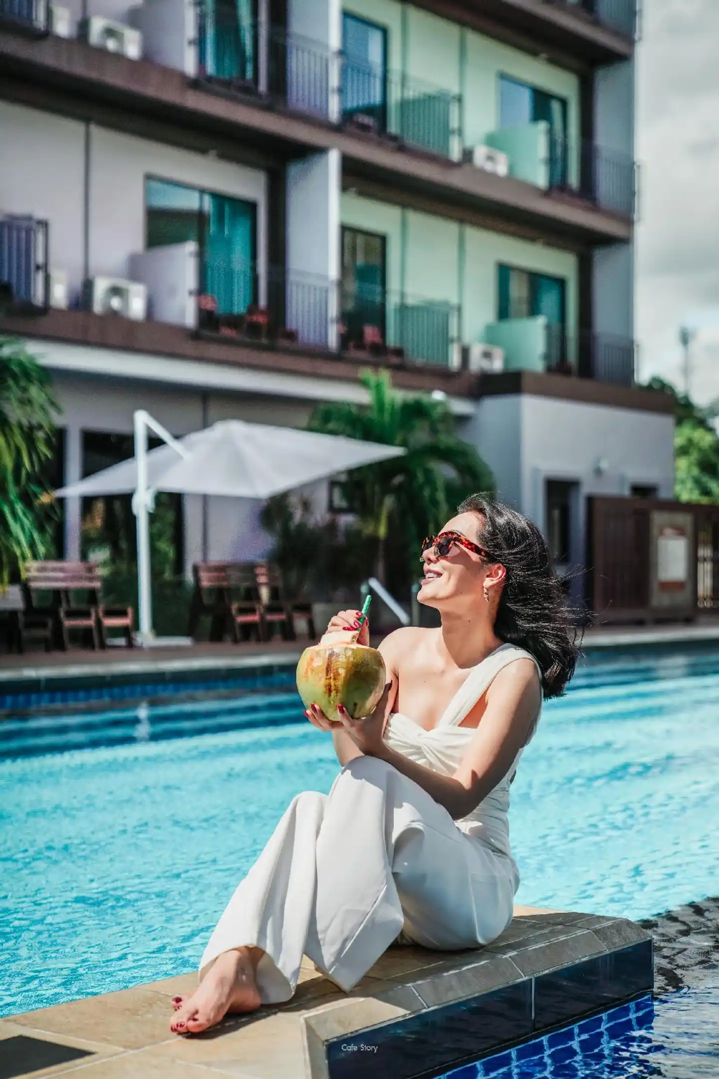 Savotel Pool