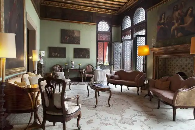 Palazzetto Pisani Lobby
