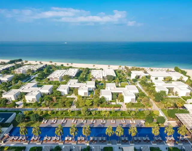 Al Zorah Beach Resort Aussenansicht