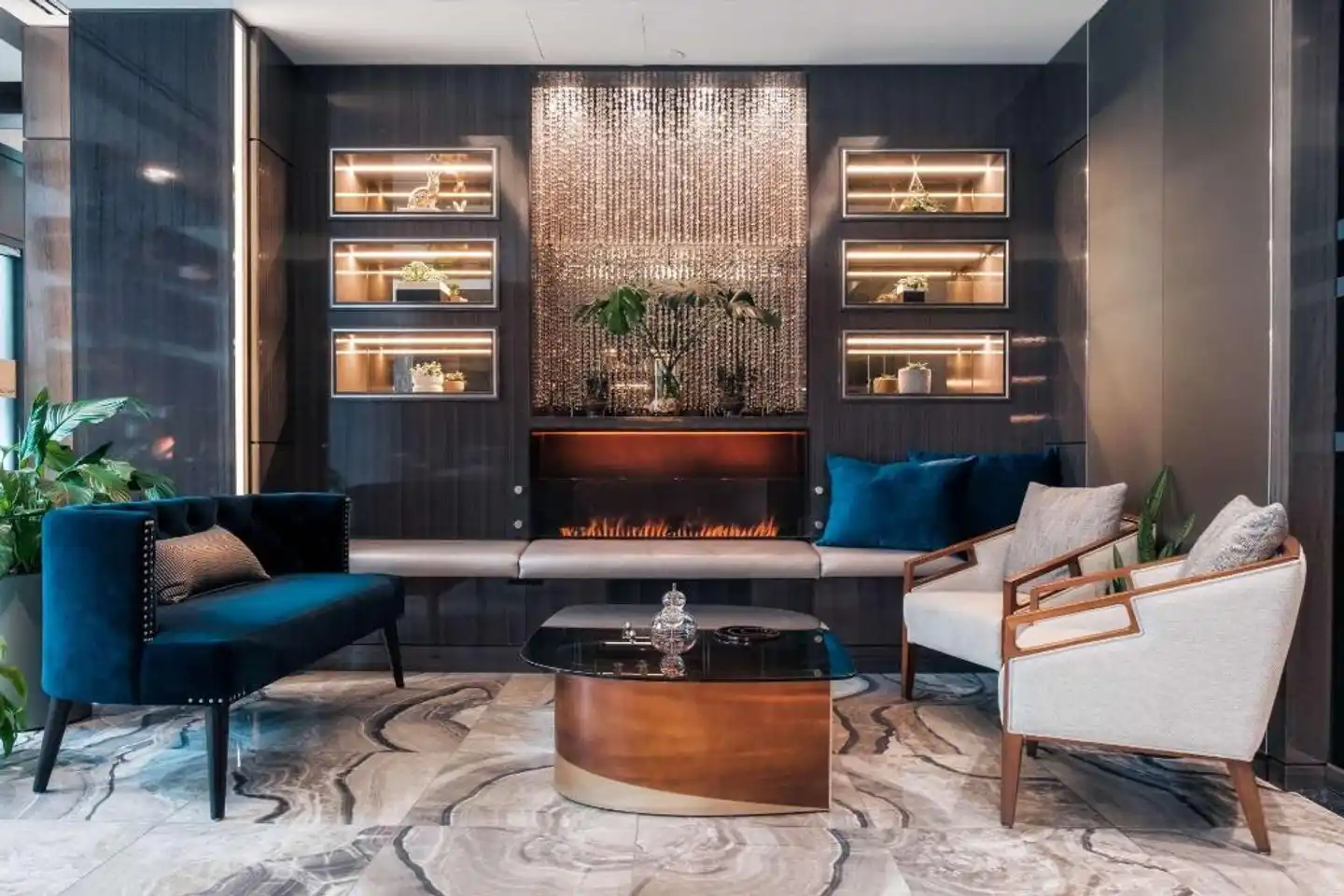 Paradox Hotel Vancouver Bar