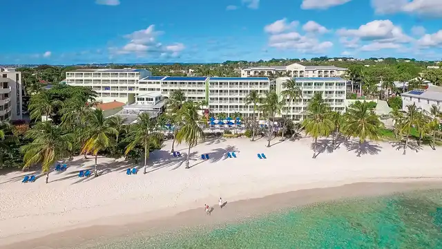 Coconut Court Beach Aussenansicht
