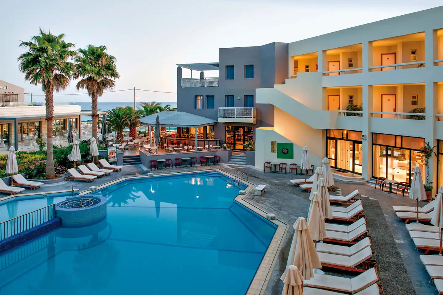 Pearl Beach Pool