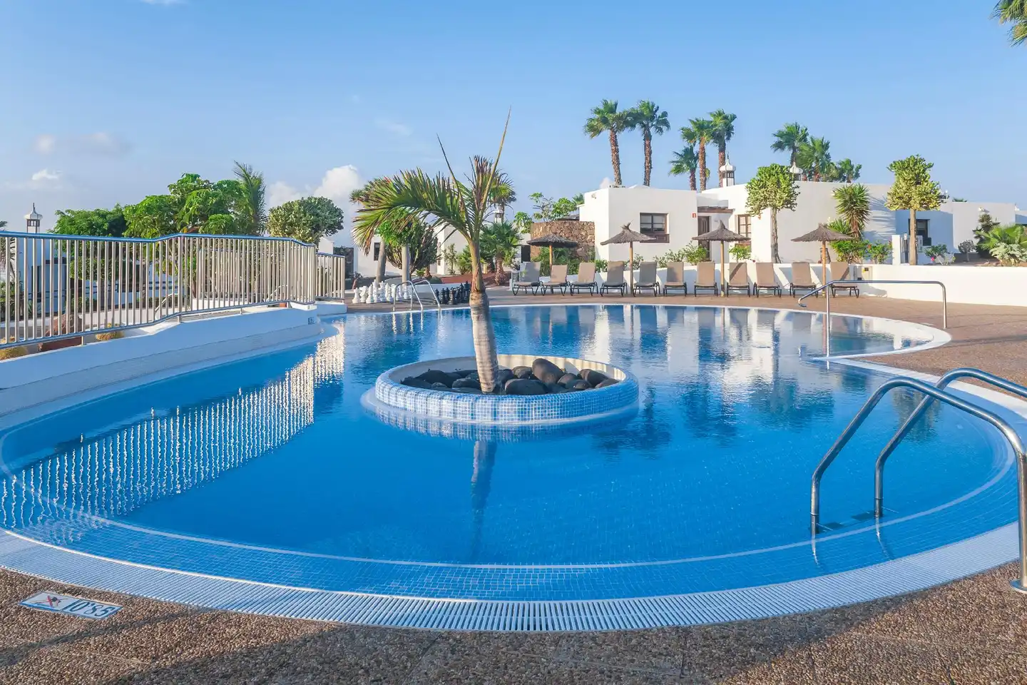 Jardines del Sol by Diamond Resorts Pool
