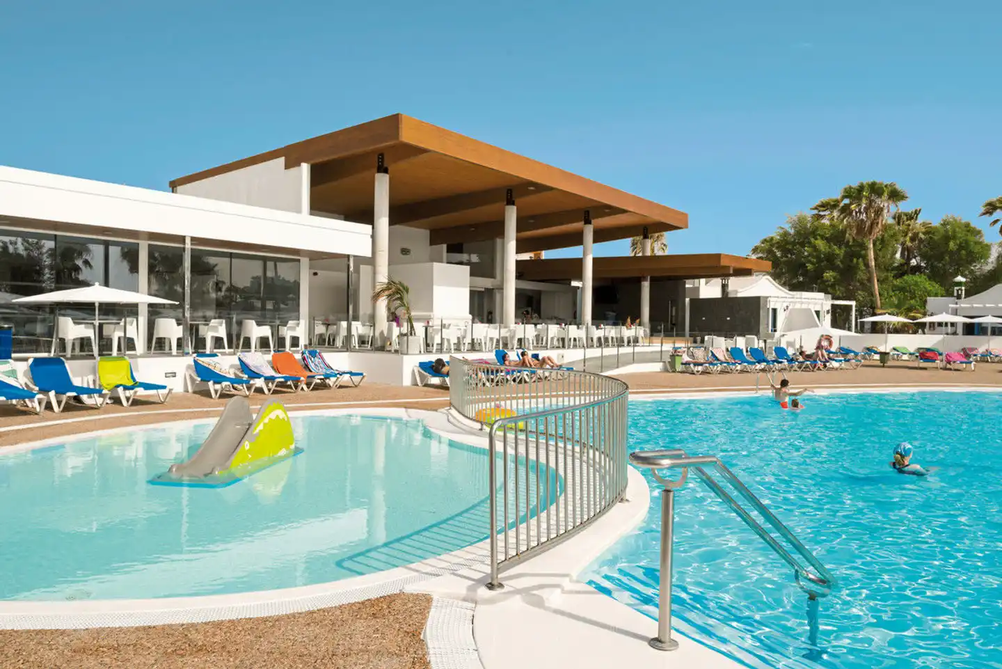 Hyde Park Lane Pool