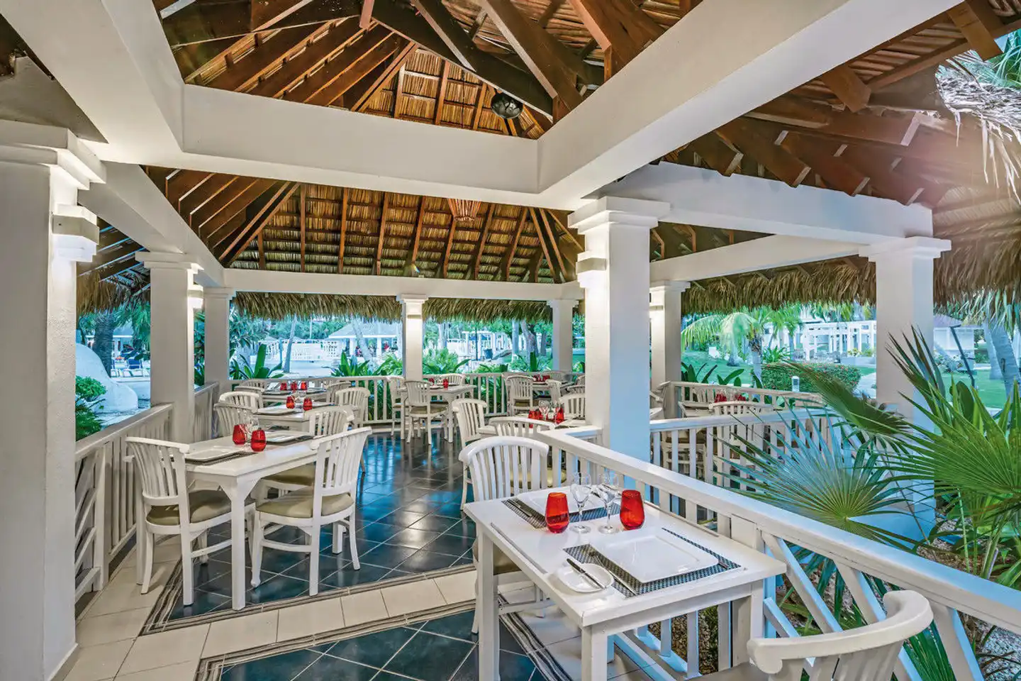 Sol Palmeras Lobby