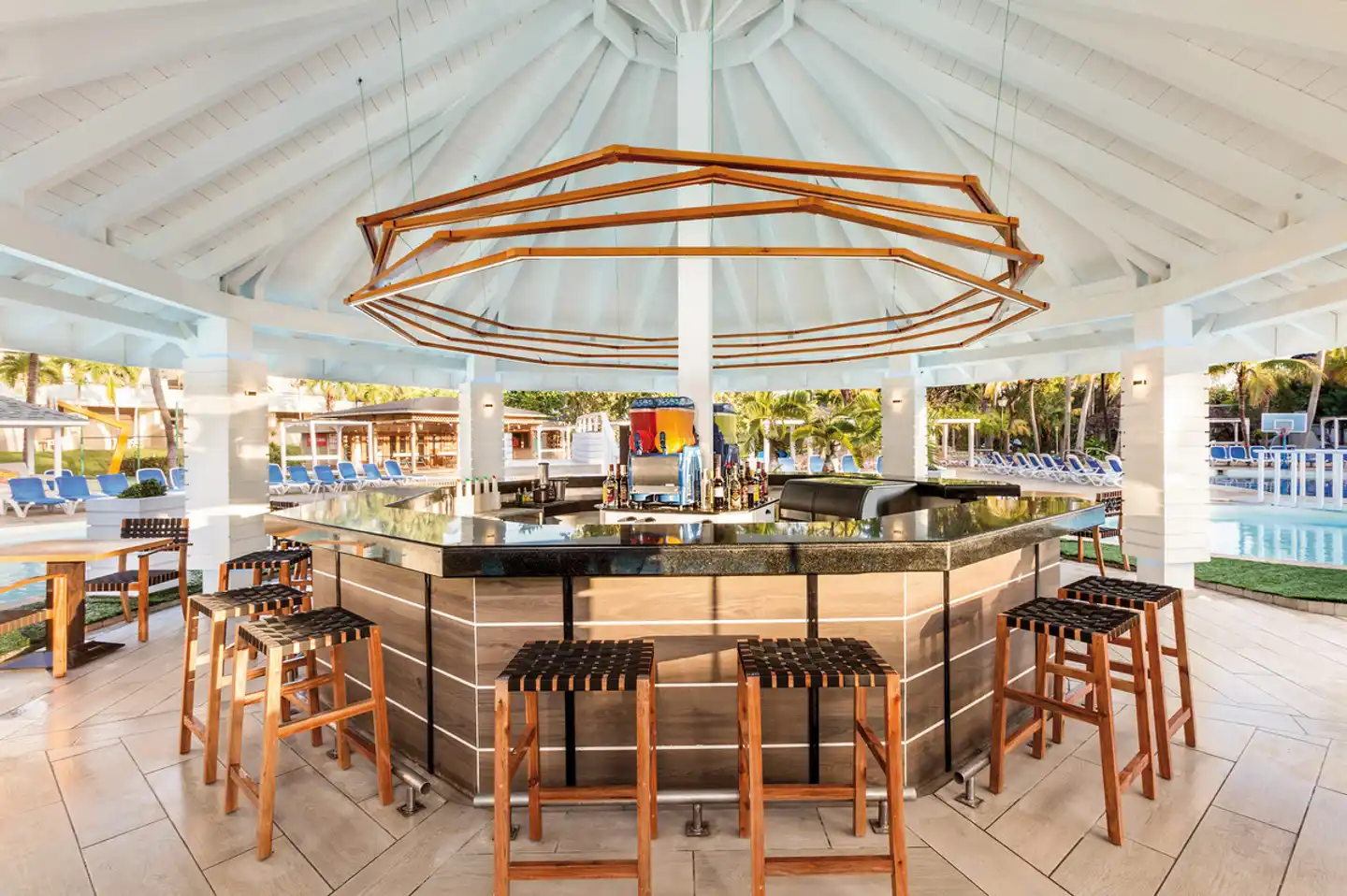 Sol Palmeras Bar