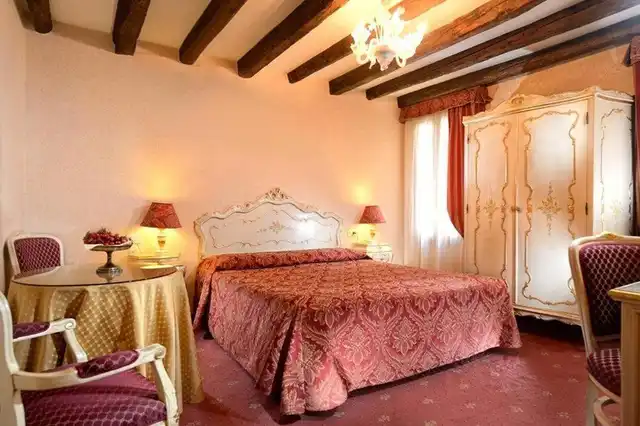 Hotel Ambassador Tre Rose Wohnbeispiel