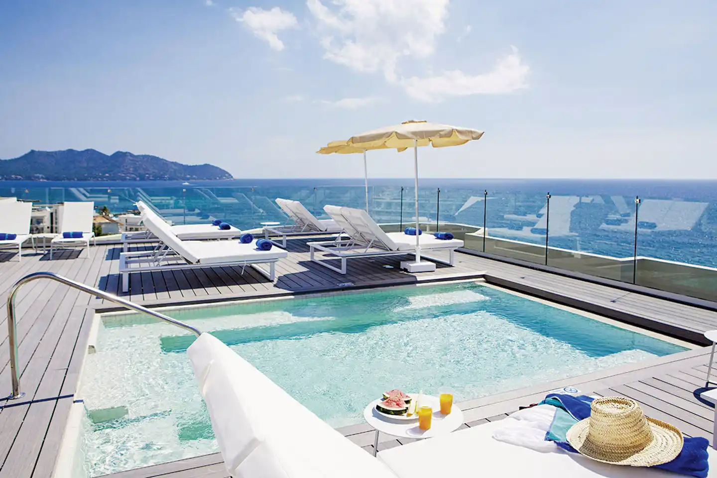 Sabina Playa Pool