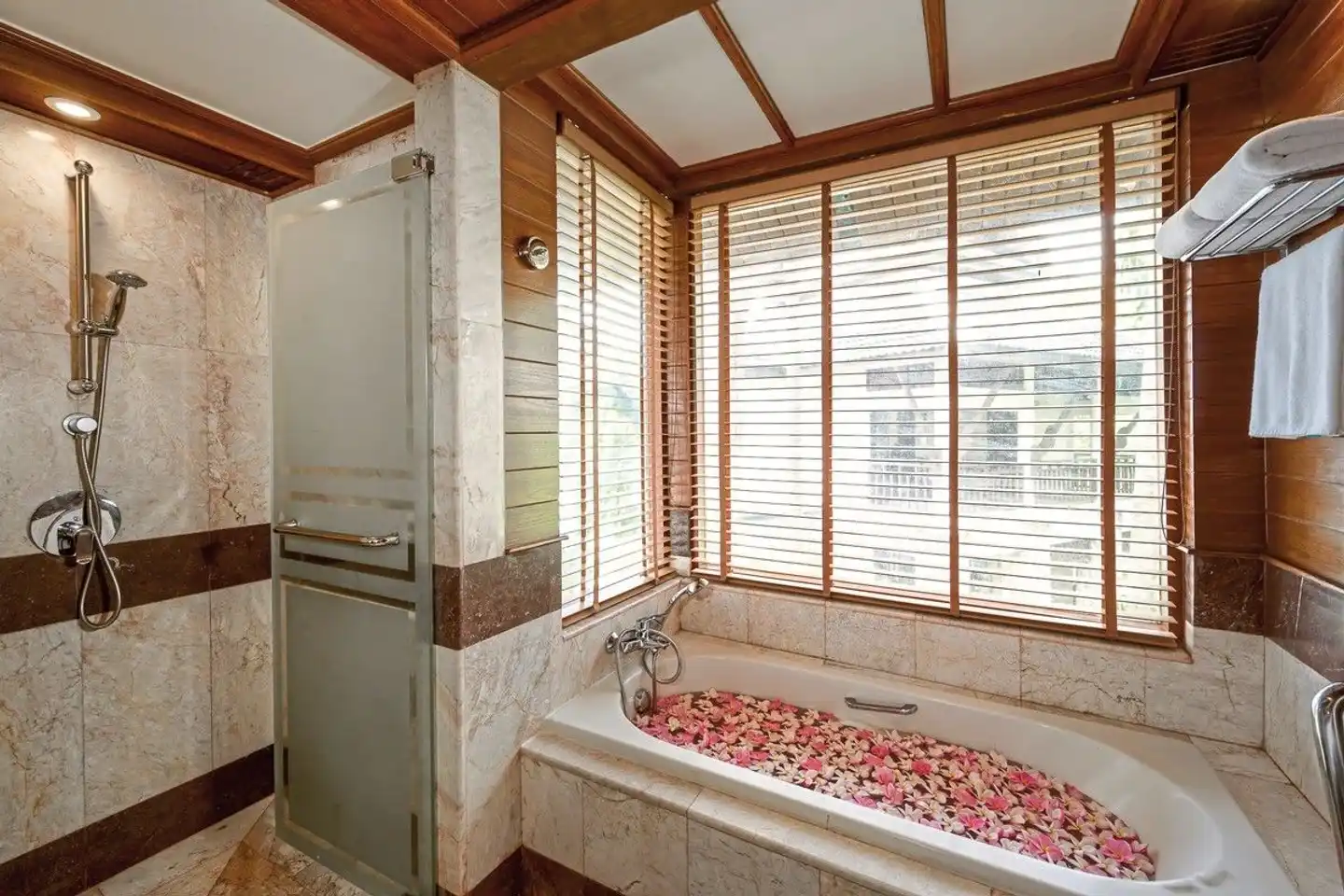 Thavorn Beach Village Resort Wellness