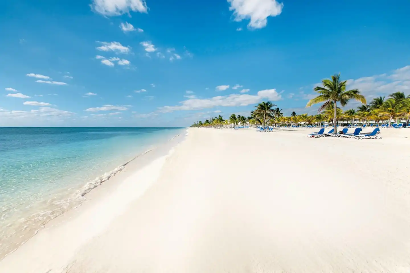 Viva Fortuna Beach by Wyndham Strand