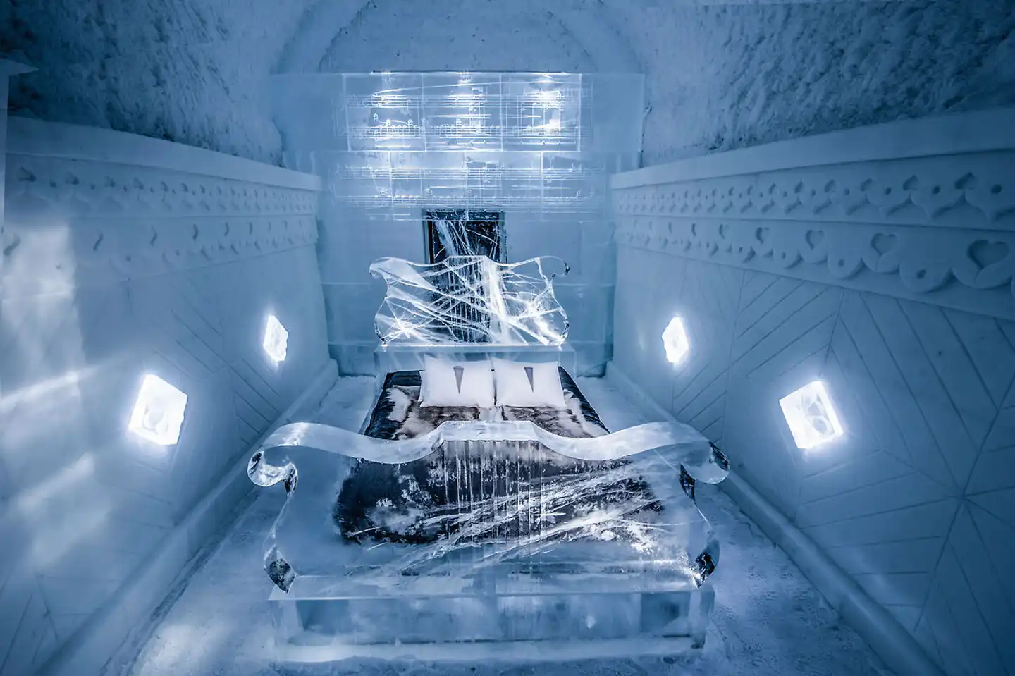 ICEHOTEL Jukkasjärvi Sport und Entertainment