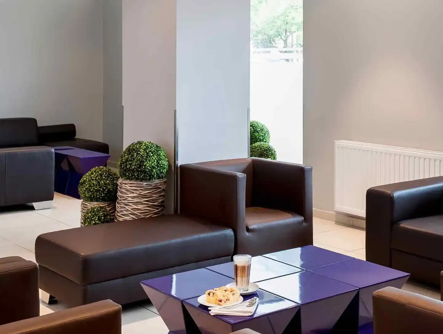 Mercure Berlin Am Alexanderplatz Lobby