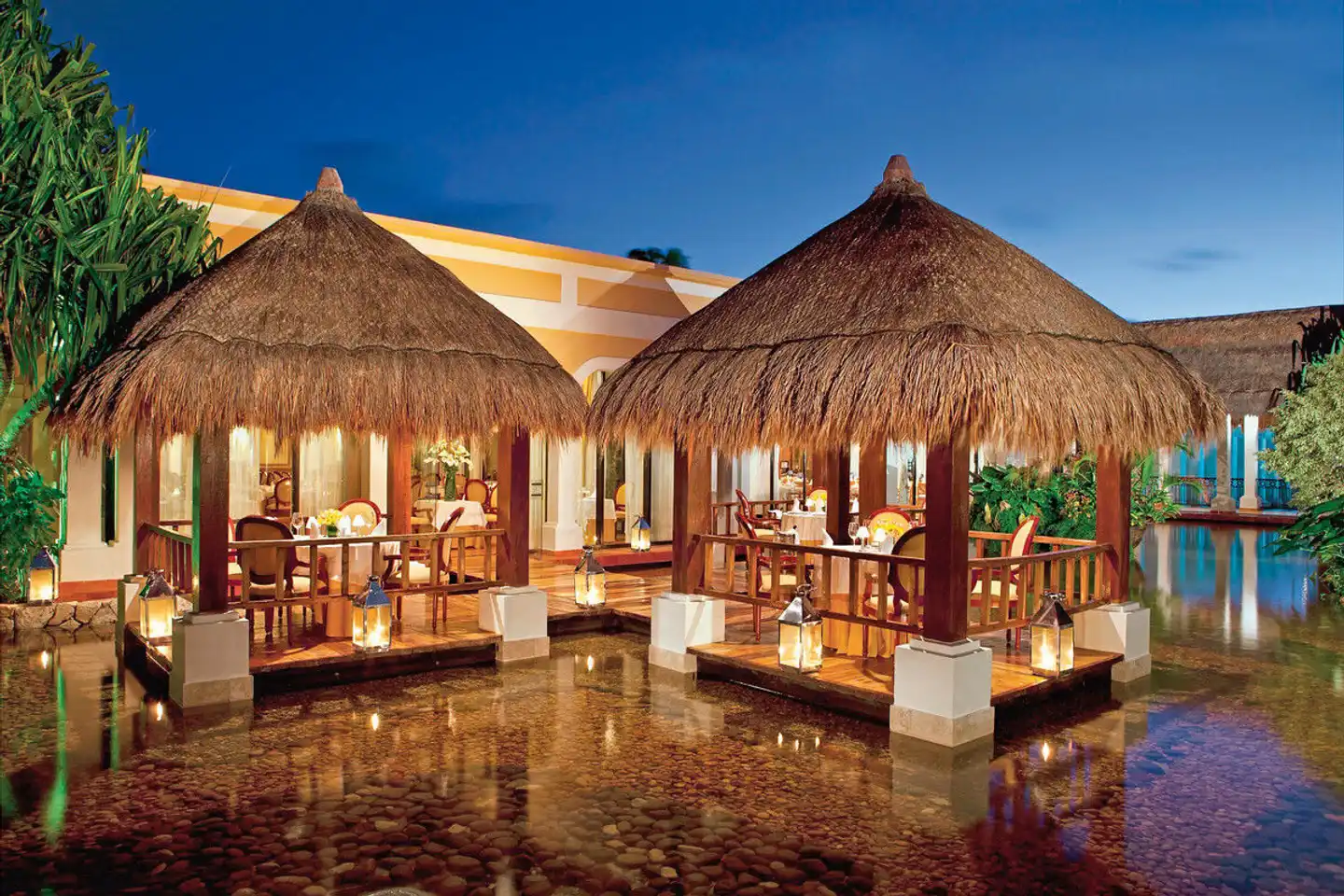 Dreams Sapphire Resort & Spa Bar