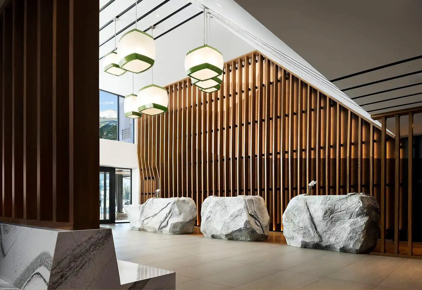 Hotel Alpenrock Breckenridge, Curio Collection by Hilton Lobby