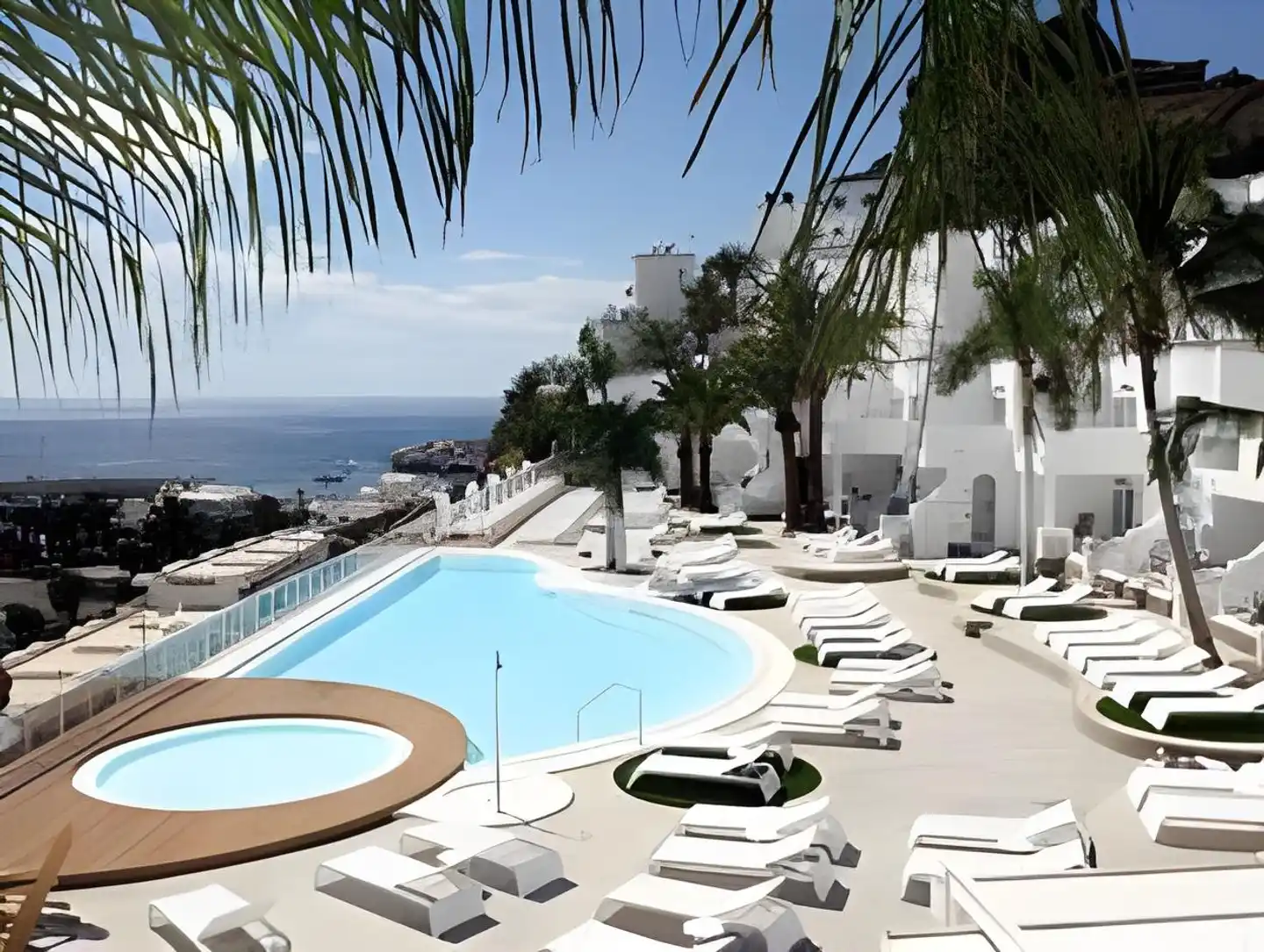 Hotel Marina Bayview Pool