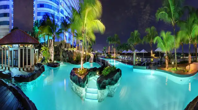 Hilton Kuala Lumpur Pool