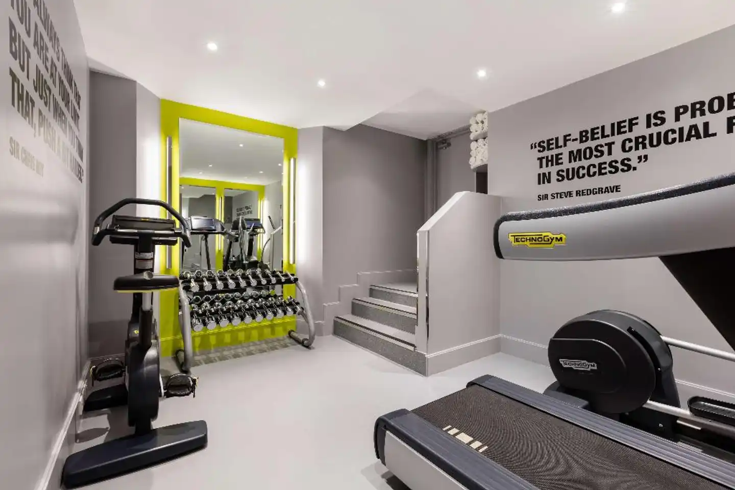 Radisson Blu Edwardian Sussex Hotel Sport und Entertainment
