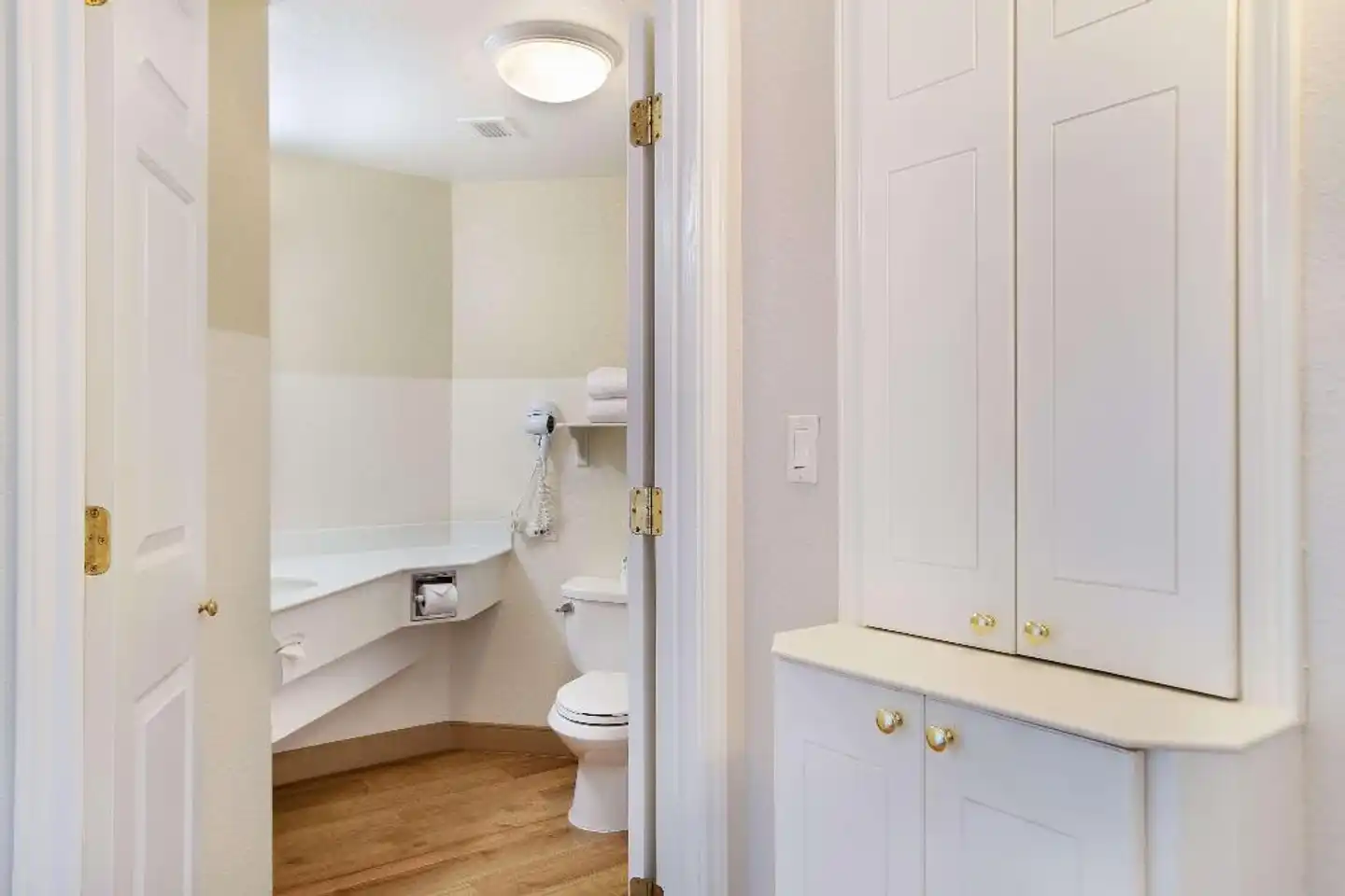 La Quinta Inn & Suites by Wyndham Ft. Lauderdale Airport Badezimmer