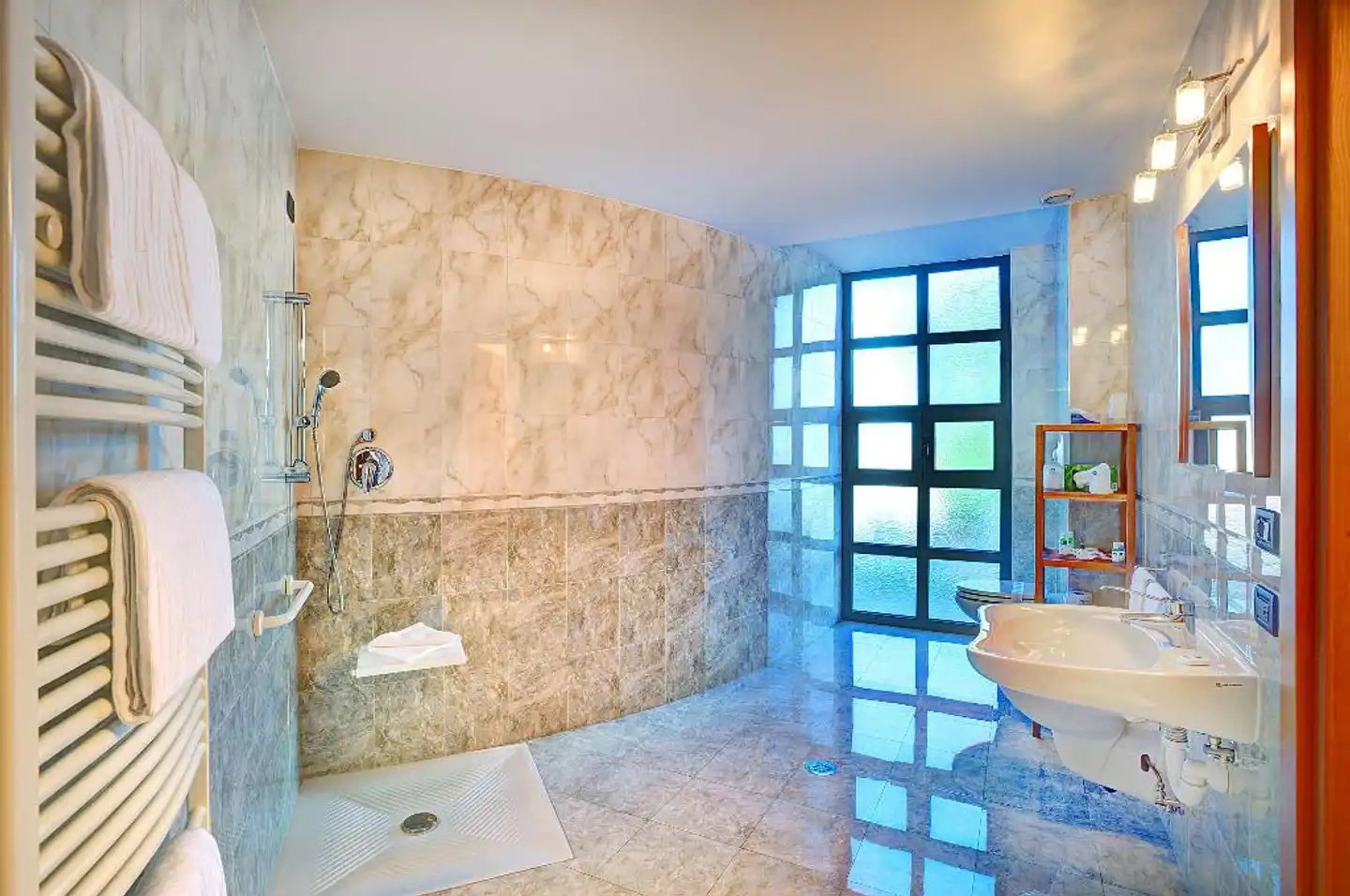 Best Western Blu Hotel Roma Badezimmer