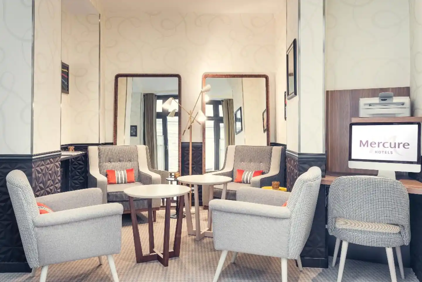 Mercure Paris Opera Grands Boulevards Hotel Wohnbeispiel