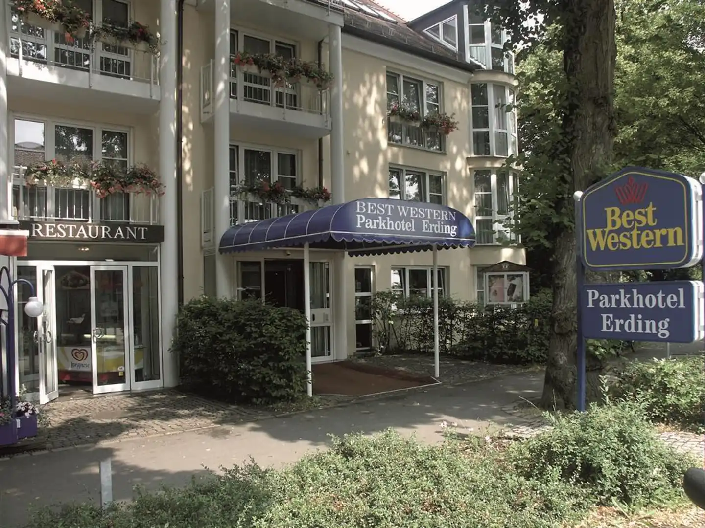 Best Western Plus Parkhotel Erding Aussenansicht