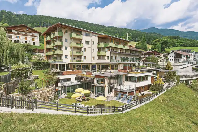 Vinumhotel Feldthurnerhof Aussenansicht