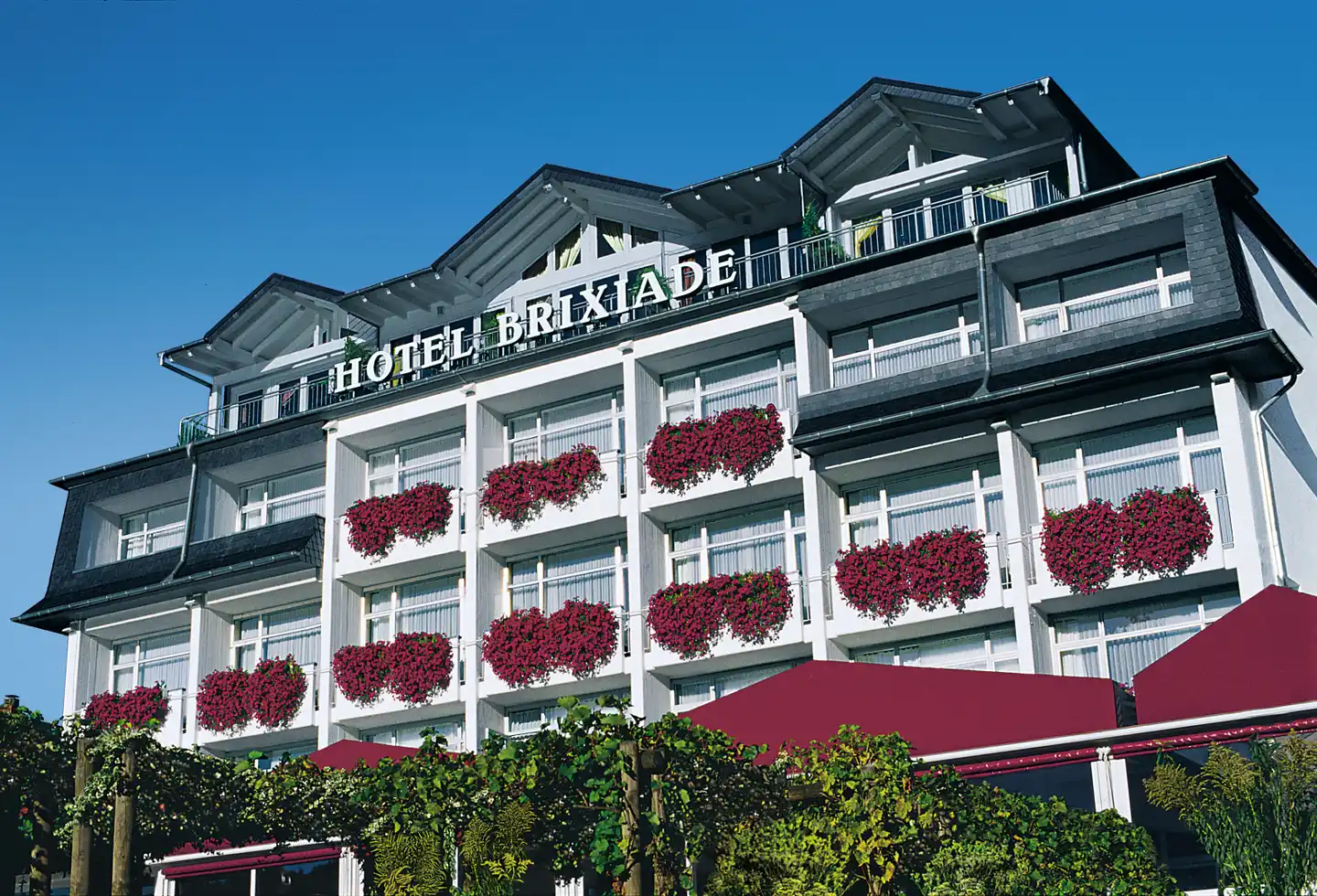 Moselstern-Hotel Brixiade & Triton Aussenansicht