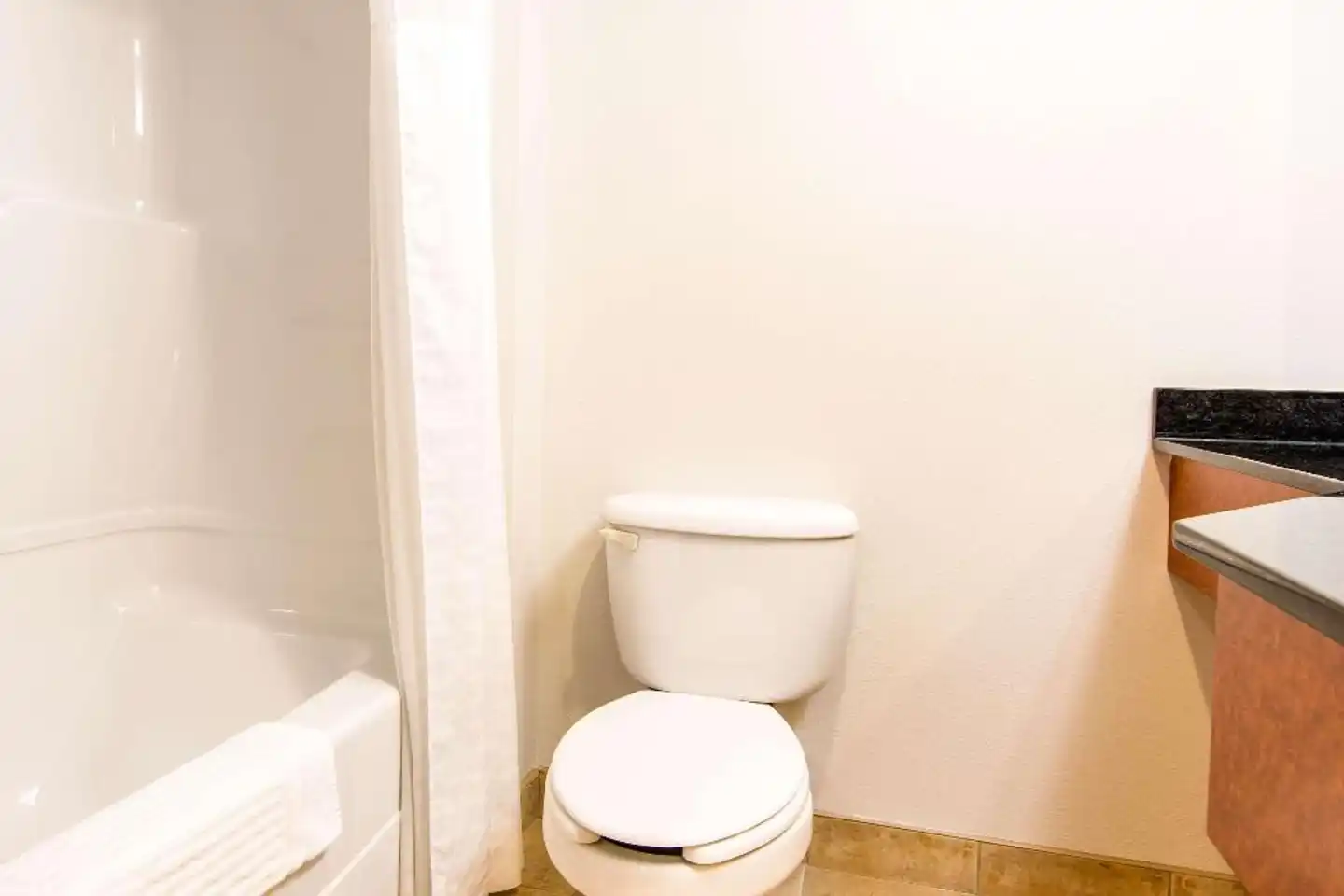 Comfort Inn & Suites Badezimmer