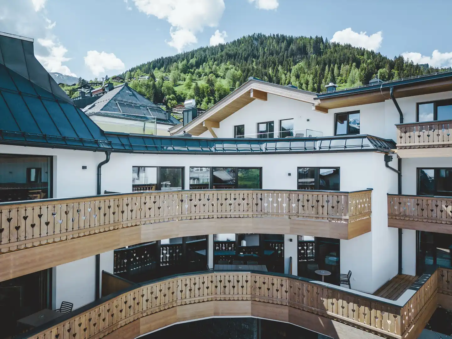The Gast House Zell am See Aussenansicht