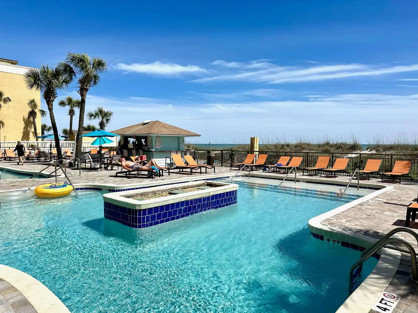 Best Western Ocean Sands Beach Resort Pool