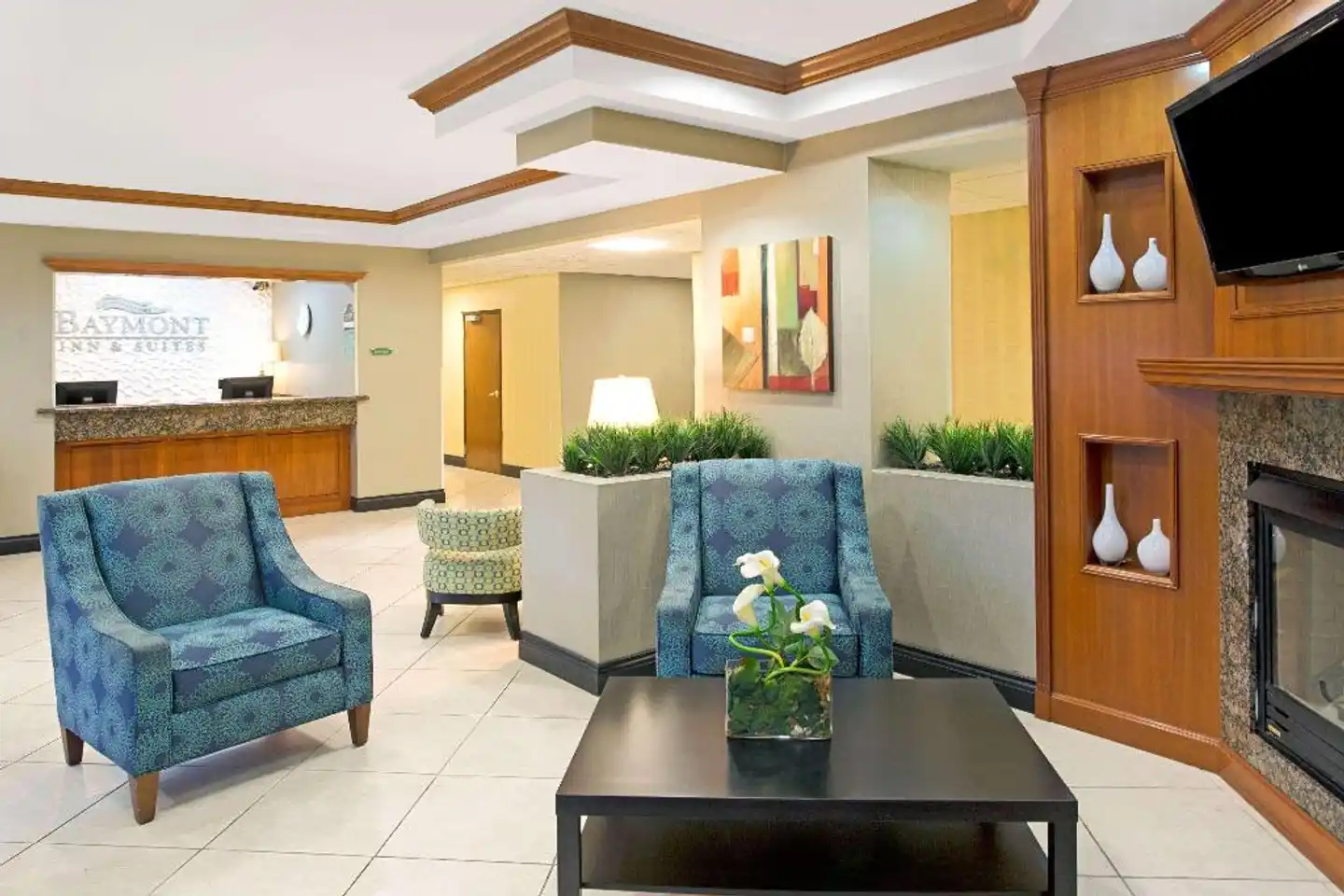 Baymont by Wyndham Miami Doral Lobby