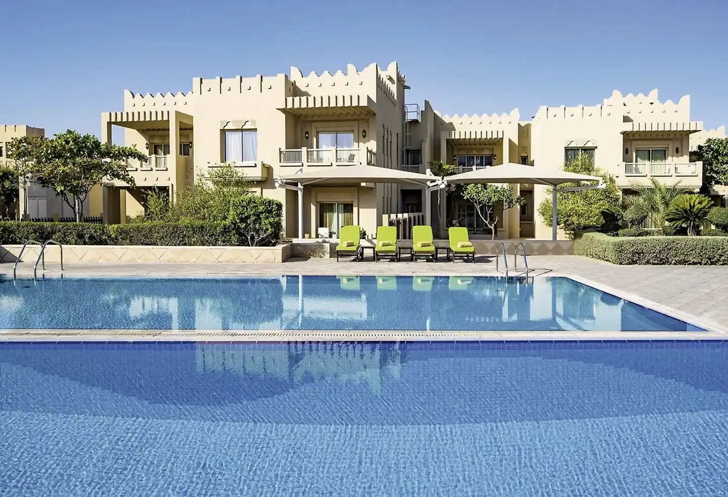 Grand Hyatt Doha Hotel & Villas Pool