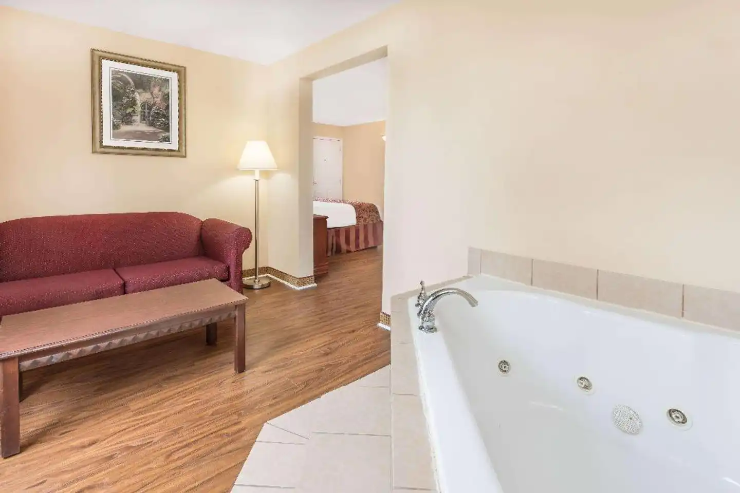 Baymont by Wyndham Macon I-475 Badezimmer