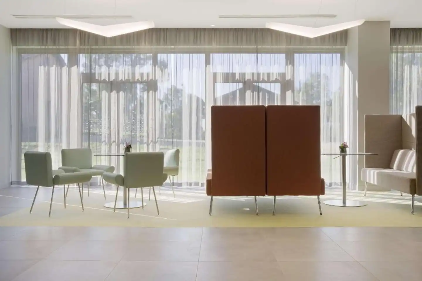 Hampton by Hilton Rome East Lobby