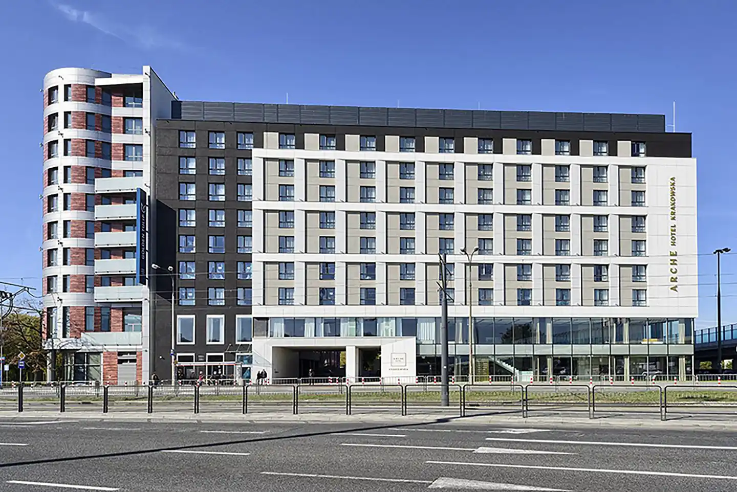 Arche Hotel Krakowska Aussenansicht