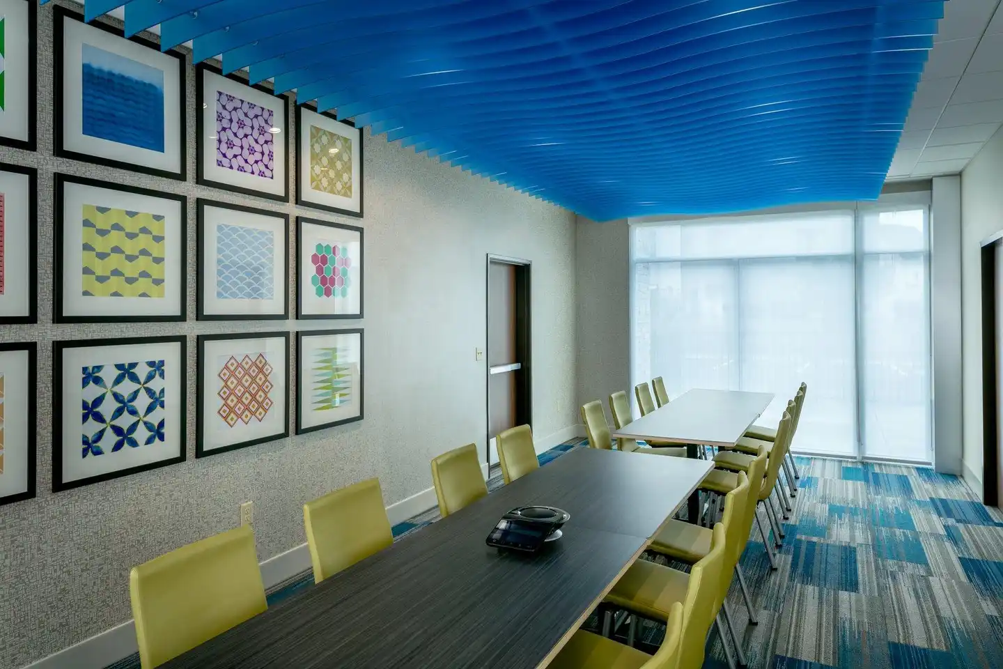 Holiday Inn Express & Suites Medford Wohnbeispiel