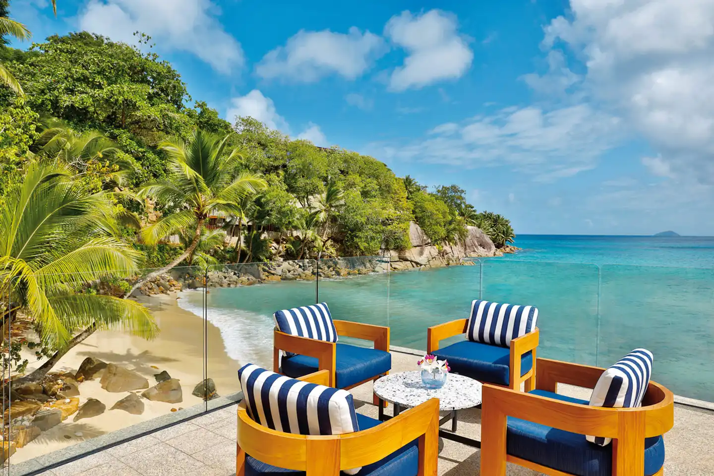 Mango House Seychelles Terrasse